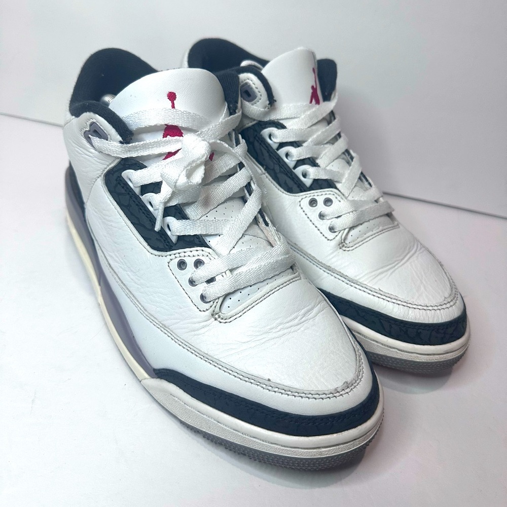 Used Men’s Jordan 3 sneakers